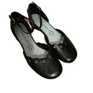 Vintage Lower East Side Black Shank Flats Sz 9 Cut Out Scalloped Edge